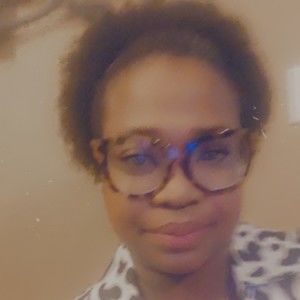 Meet your Posher, Tabitha